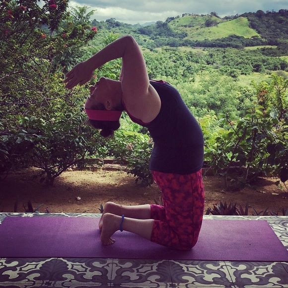 Meet your Posher - Picture 1 of 1